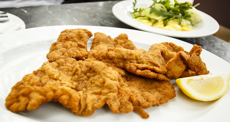 Wiener Schnitzel – ein Stück österreichische Seele auf dem Teller
